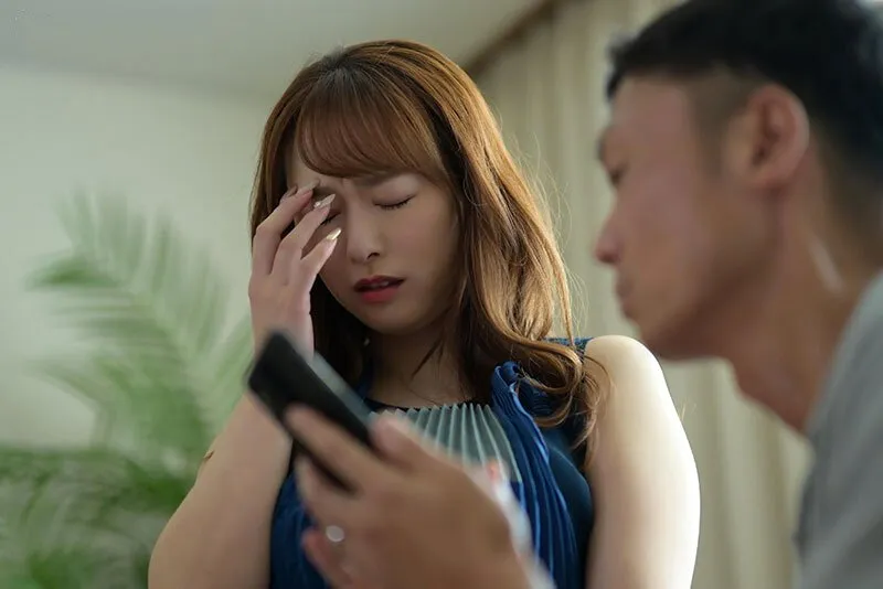 Cô vợ sốc khi người chồng tâm sự về ước muốn nhìn vợ yêu bị người khác địt