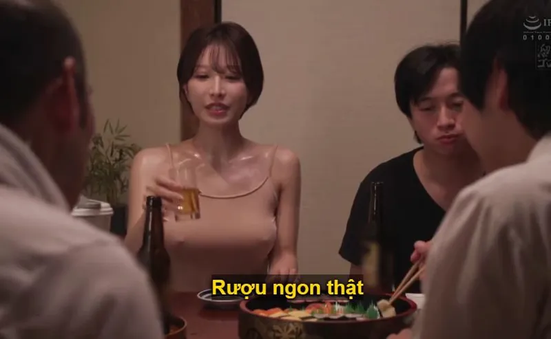 Vợ yêu gạ quan hệ cả gia đình gã chồng vì chồng yêu dẫn về quê rồi bỏ bê nứng lồn sml